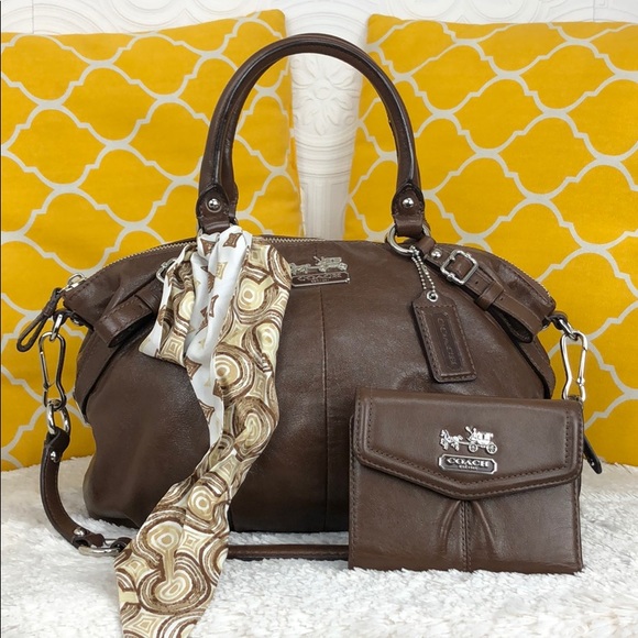 Coach Handbags - 🌸OFFERS?🌸Coach Pebbled Leather Satchel & Wallet